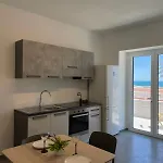 Fronte Mare Levante - Houses&flats Appartamento
