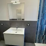 Appartement Fronte Mare Levante - Houses&flats *