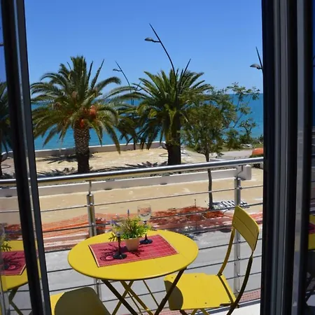 Fronte Mare Levante - Apulia & Flats