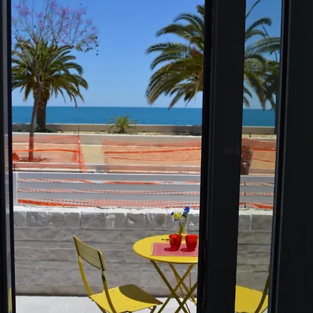 Fronte Mare Levante - & Flats דירה מונטג'ורדאנו