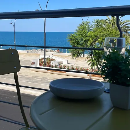 Fronte Mare Levante - Apulia & Flats Apartment Montegiordano