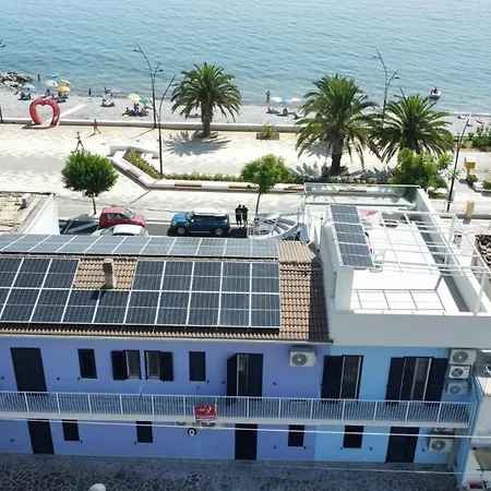 Fronte Mare Levante - Apulia & Flats شقة