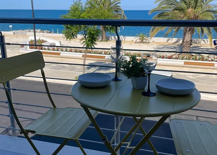 Apartamento Fronte Mare Levante - Apulia & Flats *