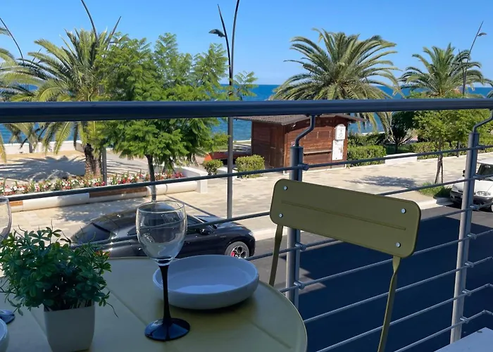 Fronte Mare Levante - Apulia & Flats شقة *